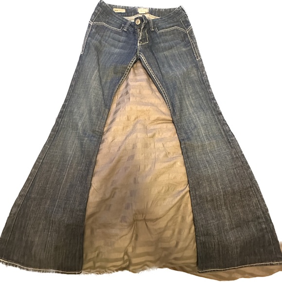 William Rast size 28 - Picture 3 of 4